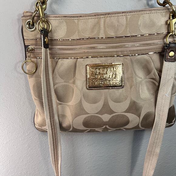 Coach Poppy beautiful tan and Cream gold crossbody shoulder bag - Picture 8 of 12